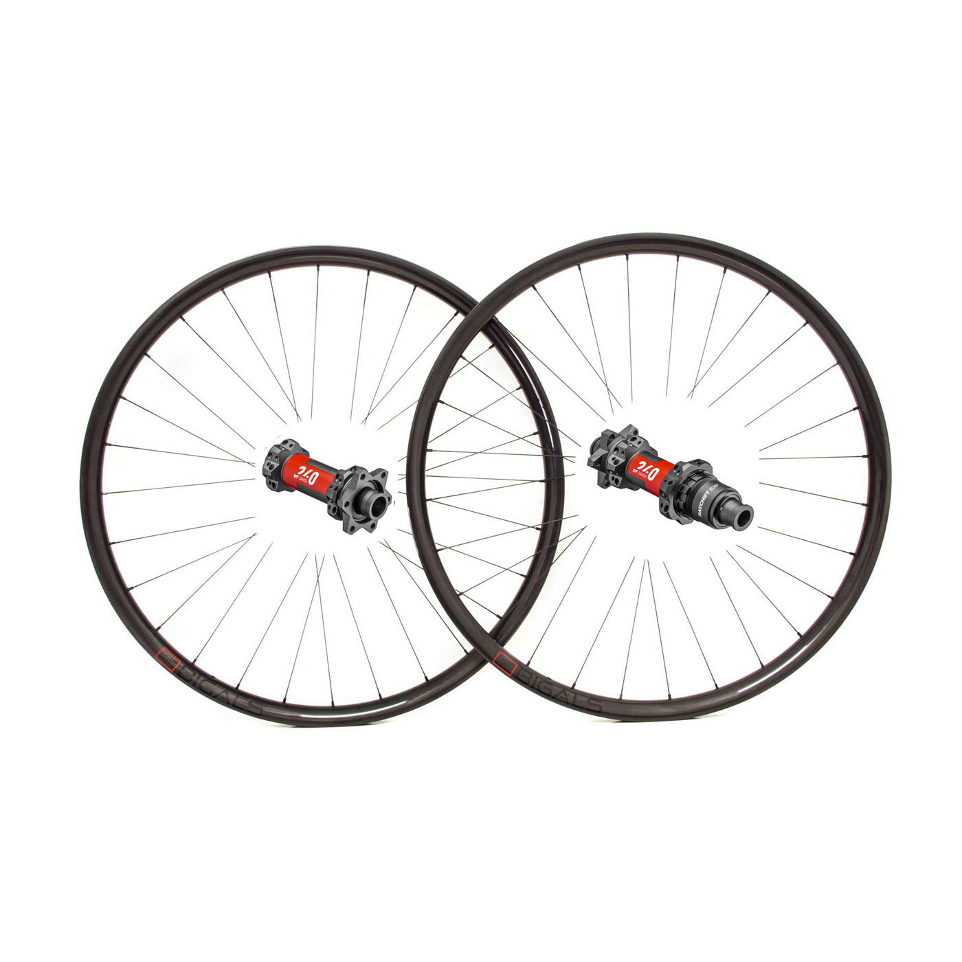 JUEGO DE RUEDAS CARBONO MTB DTSWISS 240 30MM